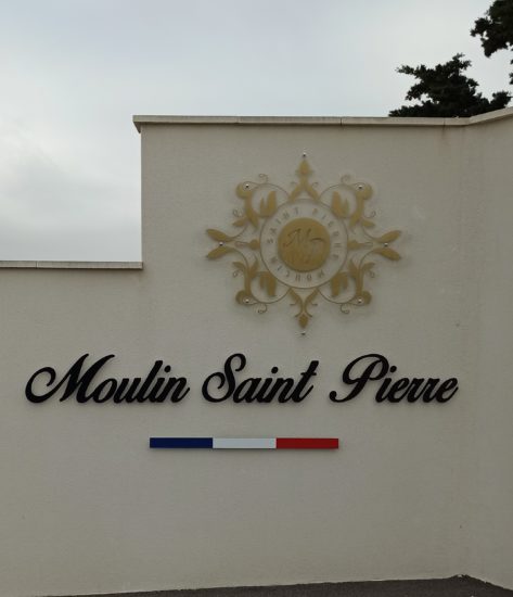 Moulin-Saint-Pierre-Domaine-Huile-Olive-Karine-Lorenzi-LesTalentsDici.com